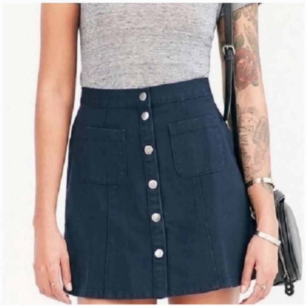 BDG navy button front skirt size Small
